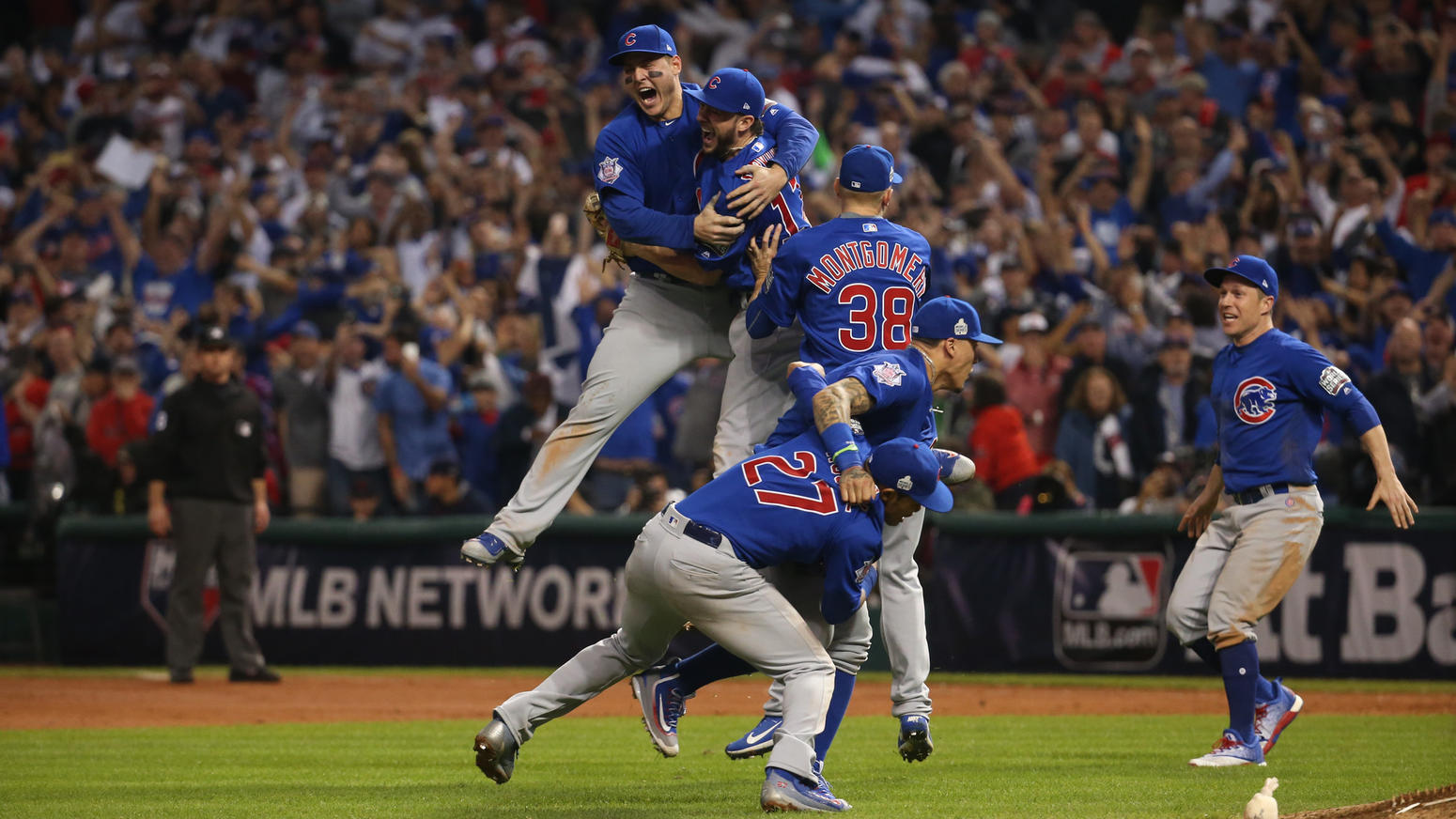 cubs world series gear