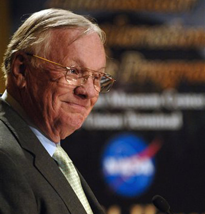 Neil Armstrong Attacks Obama Space Plan