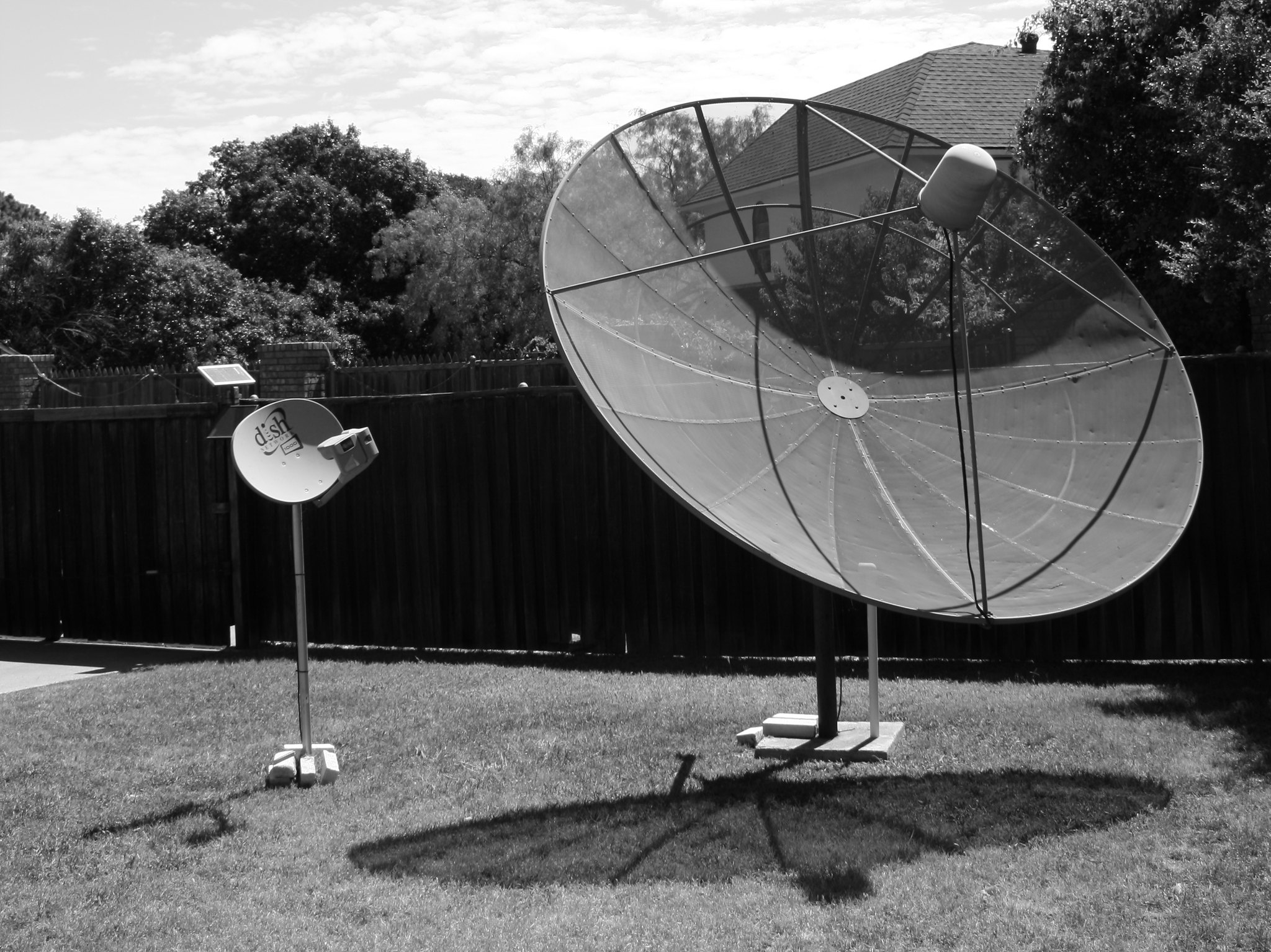 Right-Wing Musical Chairs on Satellite TV