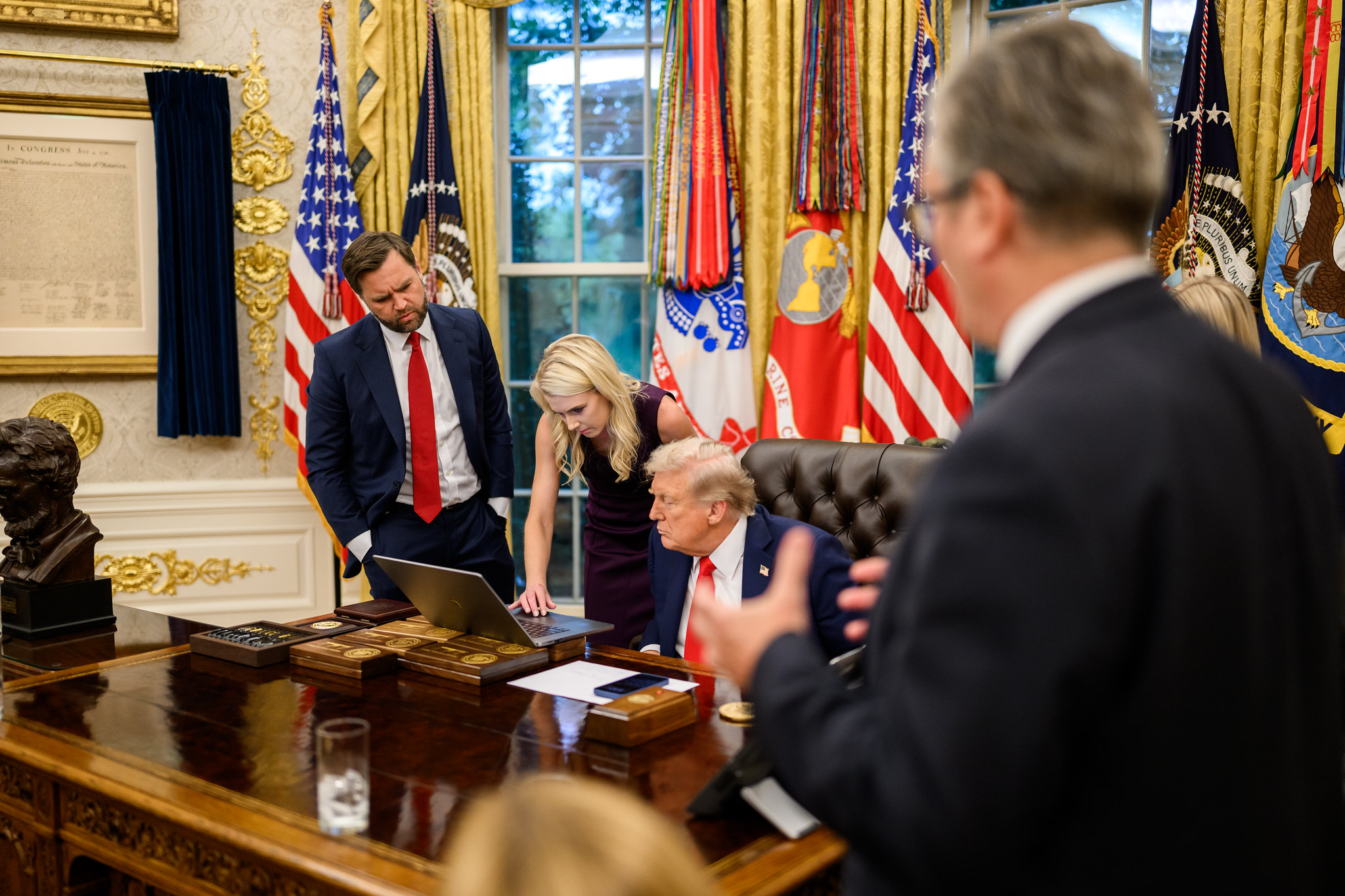 In Front of Our Noses:  Trump’s Need for Sycophancy
